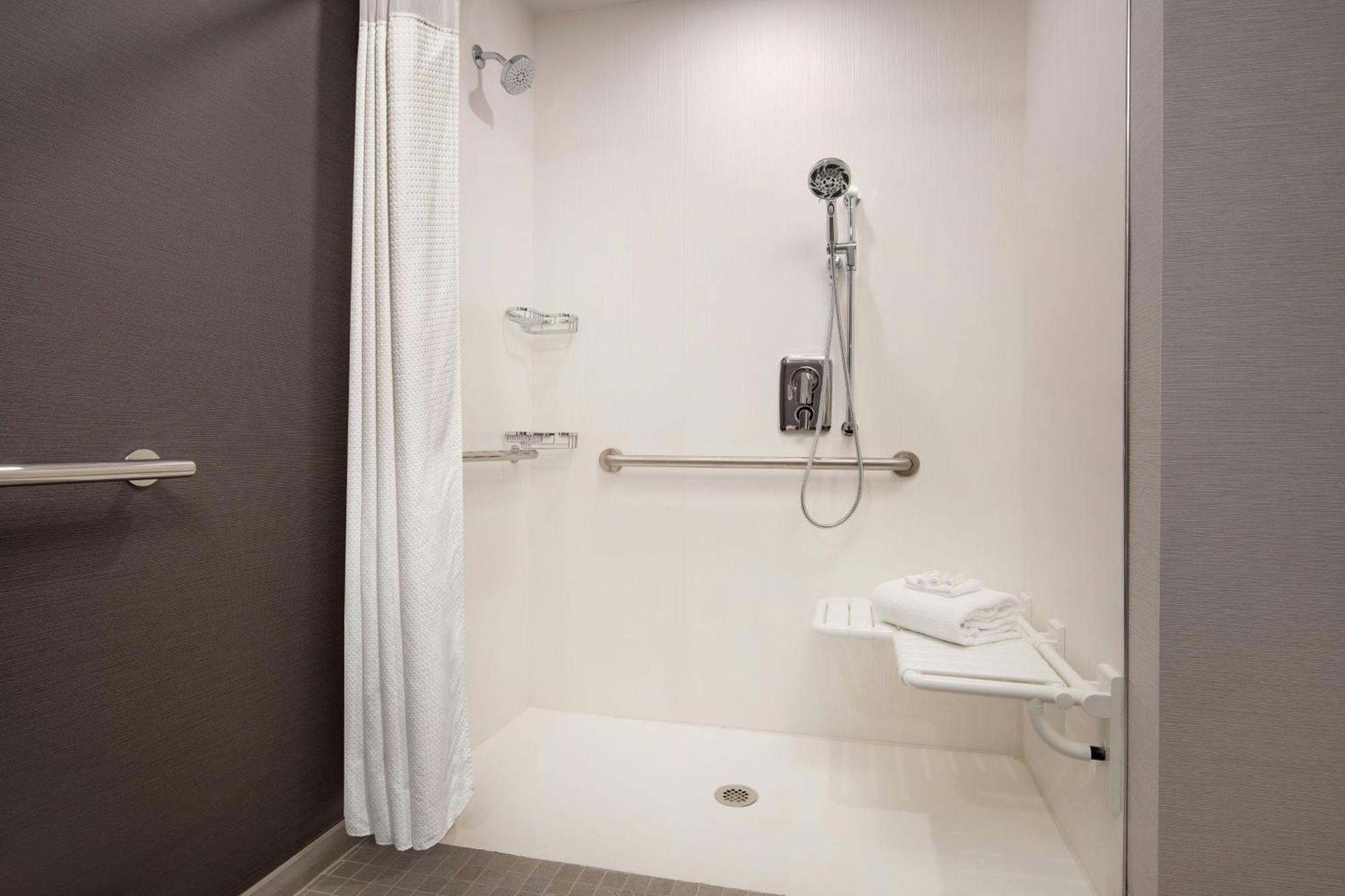 Hotel Courtyard By Marriott Fresno Clovis Exteriér fotografie