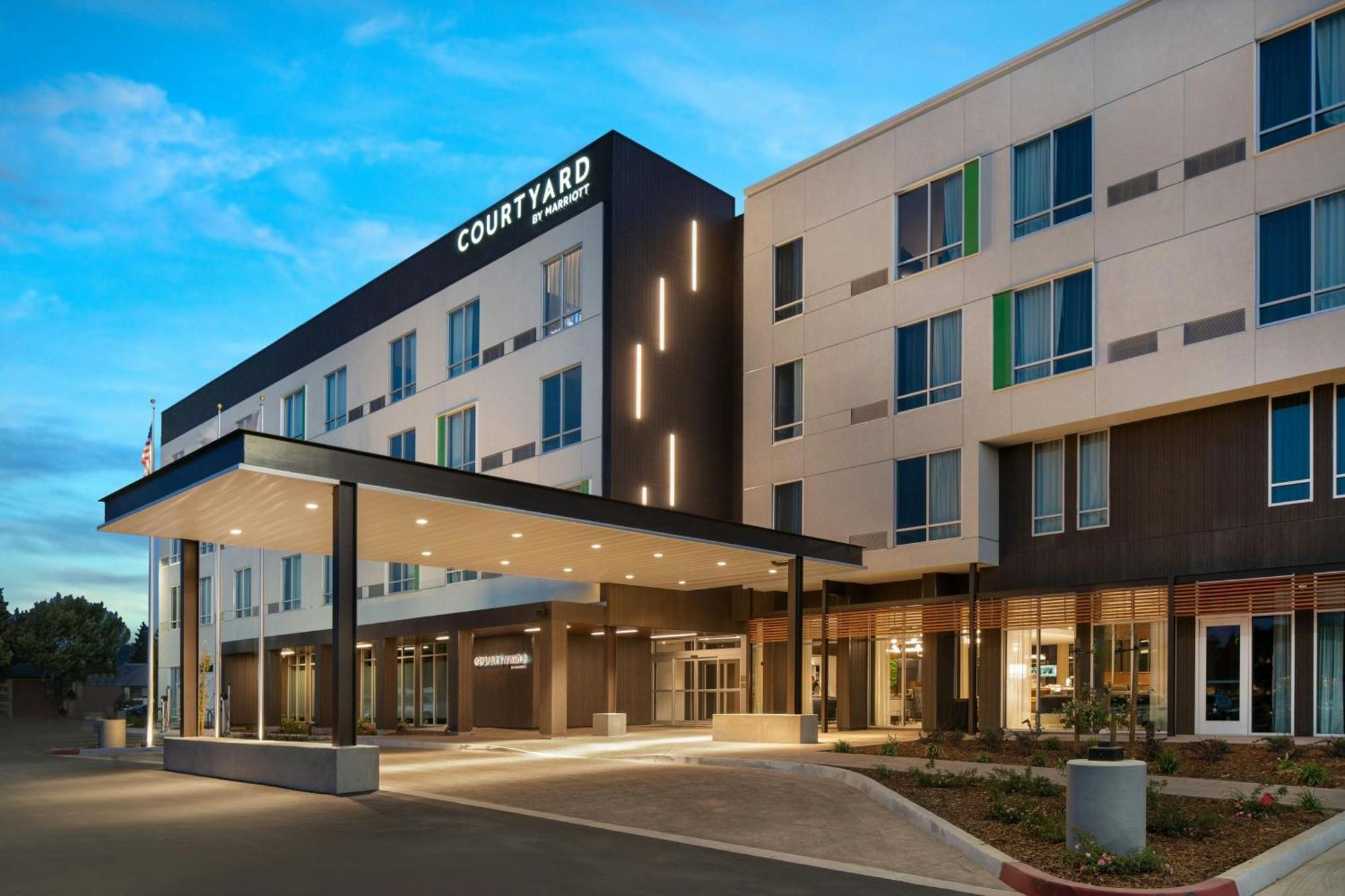 Hotel Courtyard By Marriott Fresno Clovis Exteriér fotografie